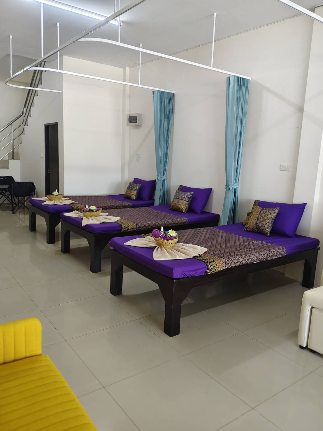 เตียงนวดไทย พื้นหลัง